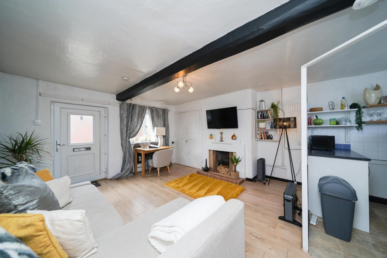 Capulet At Laburnum Cottages Stratford-upon-Avon Exterior foto